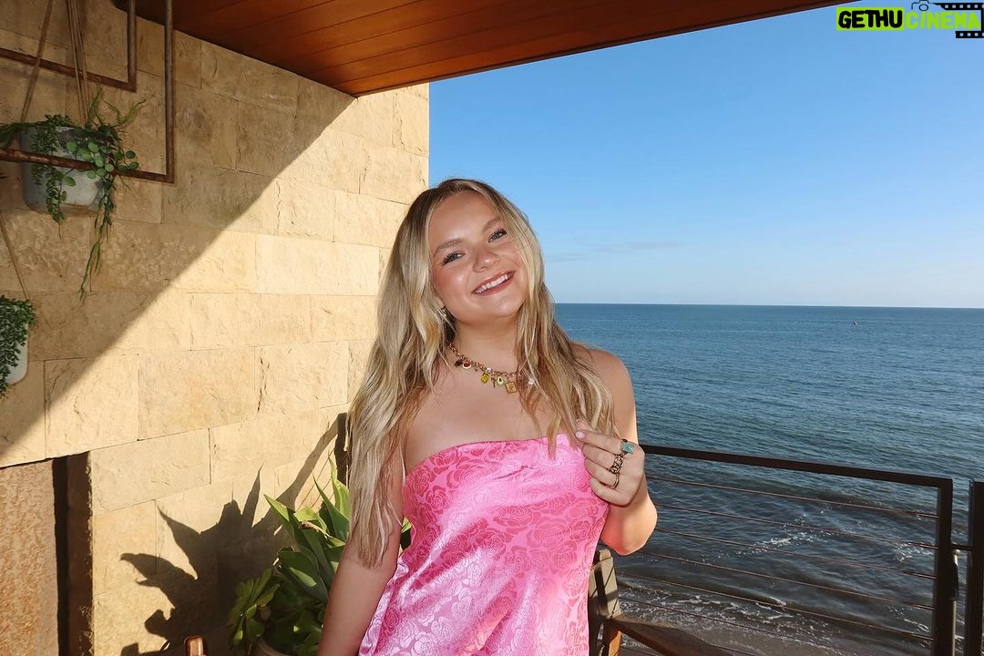 Pressley Hosbach Instagram - 🥂💓💫 Soho House Malibu