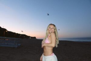 Pressley Hosbach Instagram - 6:32am 🌅