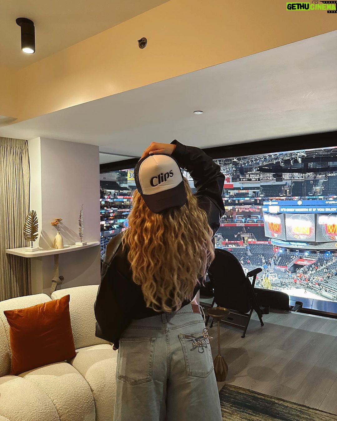 Pressley Hosbach Instagram - 🖇️ Los Angeles, California