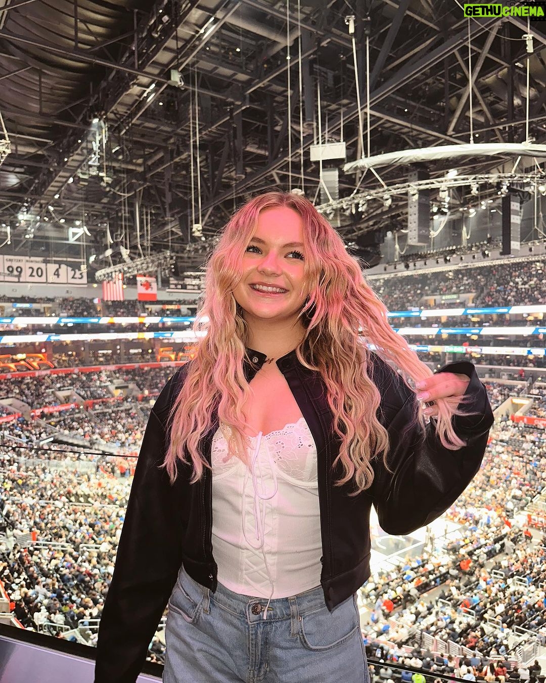 Pressley Hosbach Instagram - 🖇️ Los Angeles, California