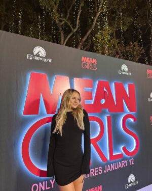 Pressley Hosbach Instagram - @meangirls 🎀