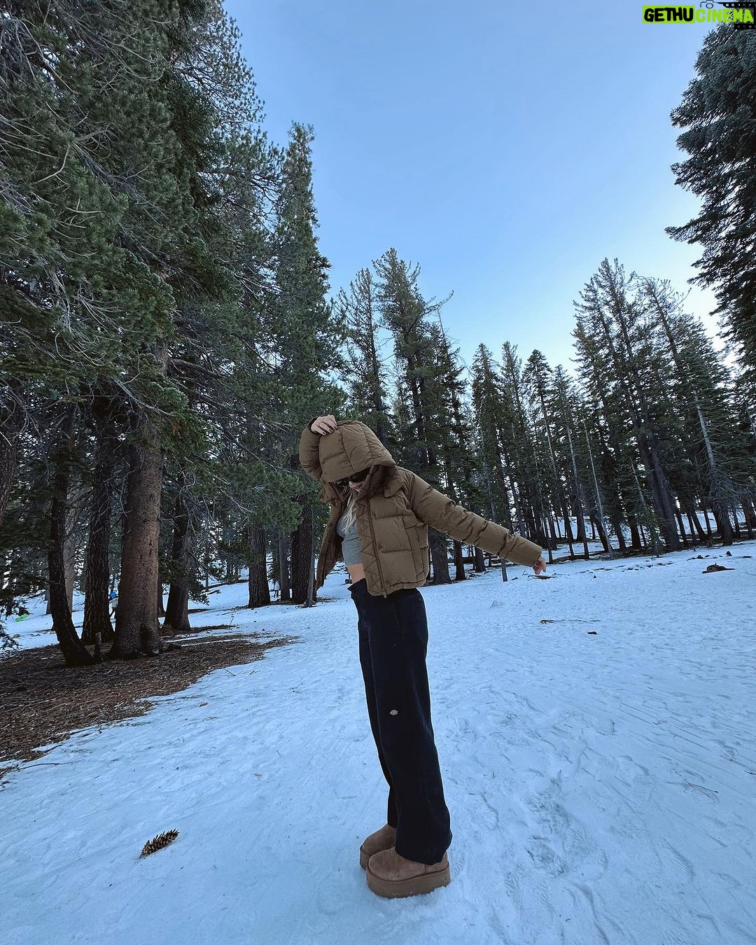 Pressley Hosbach Instagram - took a quick trip 🏔️ Mammoth Mountain