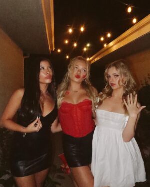 Pressley Hosbach Instagram - 💋💍🔪
