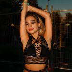 Princesa Alba Instagram - Inspo: una tumblr girl del 2012 beauty by @humbertomoyav 🖤⛓️🧚🏻‍♀️ styling by @rociochn