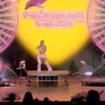 Princesa Alba Instagram – FESTIVAL DE OLMUÉ, fue un sueño hecho realidaaaAa como dice el coro de Moonlight™ (mi nueva canción ˚ ༘♡)
En esta pt. II de agradecimientos quiero agradecer a mis fans por hacer todo este sueño posible, este 2024 viene con dm regalitos Pa ustedes por su constancia y amor infinito hacia el proyecto.
Stage pics by @whoisnaatyy 
Las otras pics x mi y  @diegopvtricio