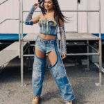 Princess Nokia Instagram – 💖 HARLEM SHAKE 💖
Thank you New York City & @govballnyc for such an beautiful experience. My heart is so full from the amazing show and love ! 

And an extra special thank you to my creative director @robotmoonjuice for your artistic curation. To my choreographers @mazismazi @maiajustine and accompanying dancers @_brandontrent_ @keishasparkle @nicoledaisy_ @brosario_  for their incredible performance on stage. And to my DJ @hardkore_mf for pumping the beats and making the girls gag. And to my sweeties at @seks_5th_avenue for always bringing our fantasy to life 🥳💝
