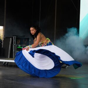Princess Nokia Instagram - Lollapalooza 2021🏄🏽‍♀️☀️🍭

Styling: @robotmoonjuice 
Choreography & Dancers: @mazismazi & @maiajustine 
DJ: @hardkore_mf 
Custom Designer: @25fnyc
Photos: @ivytellin