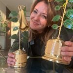 Priscilla Vargas Instagram - GRACIAS TOTALES a los amigos de @lacuartacom a mis compañeros de @tudia13 y a todos los que votaron por mi!! 🤗 Mi segundo #copihuedeoro ahora como Animadora del Año en @canal13cl . Se pasaron!!!! ❤️