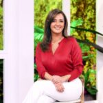 Priscilla Vargas Instagram - Ya son 6 meses de este maravilloso desafío en @canal13cl Gracias por abrirnos las puertas de su casa 🤗 Aprendizaje: “Cuando veas una piscina lánzate, sólo asegúrate que tenga agua”😊