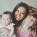 Priscilla Vargas Instagram - Día de puro AMOR ❤️ Feliz día a todas las mamás ! Gracias gracias gracias a Dios por darme la posibilidad de tener a dos hijas maravillosas 😍