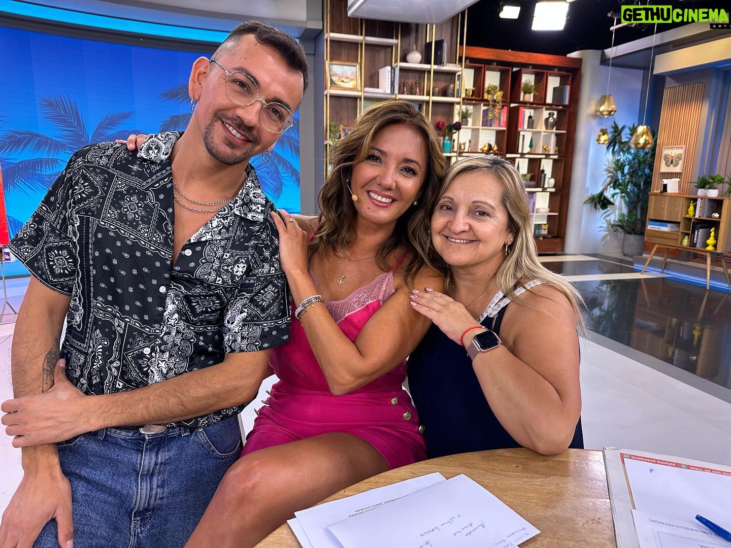 Priscilla Vargas Instagram - Último día de enero se vive en @tudia13 con harto calor y calor humano ❤️😅