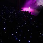 Priscilla Wong Instagram - 終於他新劇煞科， 然後衝過來開他20周年紀念音樂會最後一場， 看著這位20年後再踏上個人舞台的歌手， 這些眼淚， 讓他好好的流。 為什麼我有一種像看孩子畢業的感覺，感恩，感動，心滿意足。 也為他謝謝大家，接受他，蕭正楠🫶 @edwinsiu