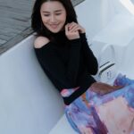 Priscilla Wong Instagram - 準備踏入最後一個月， 發現今年在家的日子真的很少。 太習慣了走來走去的步伐， 在最後一個月， 告訴自己要學習定下來， 心也要定下來。
