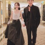 Priscilla Wong Instagram - 又一年，萬千星輝頒獎典禮。 開始懂得欣賞自己的心態， 平和，共享。 祝福每一個很努力的同事， 祝福每一位期待被肯定的同事， 也為我心中的男主角， 繼續打氣🌈 Styling: @cathcheung Hair: @terrence_chann Makeup: @mon_c.c Outfits: @shiatzychen Pearl cuffs: @helrous_official Accessories: @chanelofficial