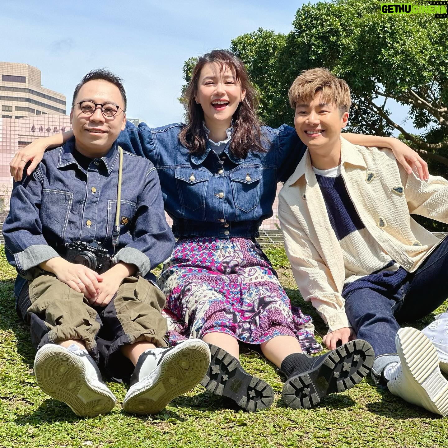 Priscilla Wong Instagram - 三個愛旅遊的人,三種不同旅遊態度的人,走在一起,不得不說,很有趣。 感謝渣打 x 國泰航空包機帶我們去台北,從食到住到玩樂盡是奢華享受的行程,真正grand住去旅行。 先跟大家分享一點拍攝中的快樂,期待節目❤️ #渣打x國泰航空包機