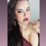 Priya Gamre Instagram - Happy Saturday 👄❤🔥 Link 🔗in bio #priyagamre #luckysaini