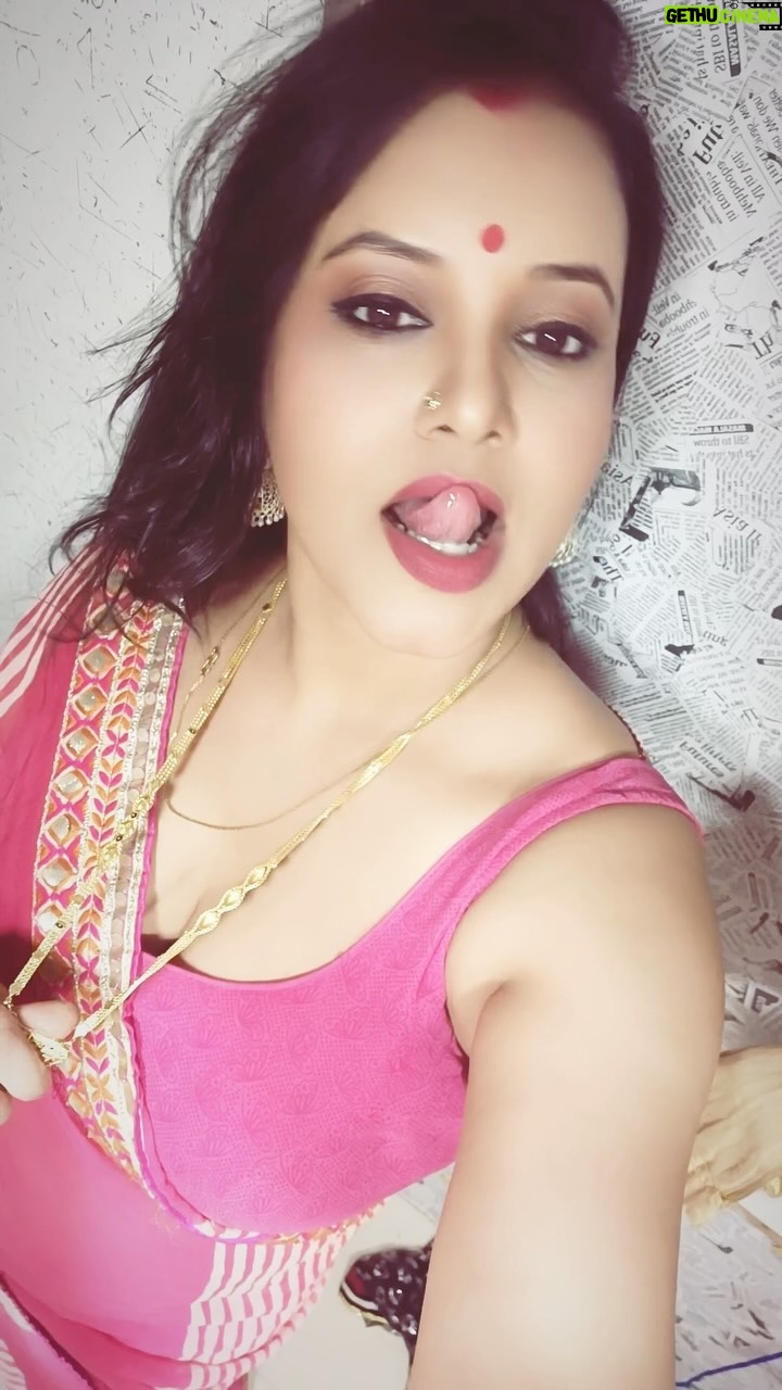 Priya Gamre Instagram - 😜😜😜 #priyagamre #reels #reelsinstagram #reelitfeelit #reelkarofeelkaro
