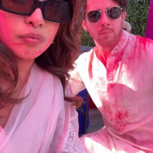 Priyanka Chopra Instagram - Holi was lit. Thank you @tam2cul @sudeepdutt for creating such a warm atmosphere for our family! So much fun. 🤩