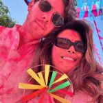 Priyanka Chopra Instagram - Holi was lit. Thank you @tam2cul @sudeepdutt for creating such a warm atmosphere for our family! So much fun. 🤩