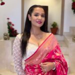 Priyanka Karki Instagram - What a beautiful beautiful day! Congratulations to our dearest @slay_by_surbs and @abhinavjungrana for your new beginnings 🥂 You made the most beautiful bride Survs 🧿🤍 The love, laughter and the beautiful memories we shared today will forever be priceless 🦋♥️ Happy heart ☺️ Blouse @kusum_the_boutique Ayanka necklace @kajalnaina_np