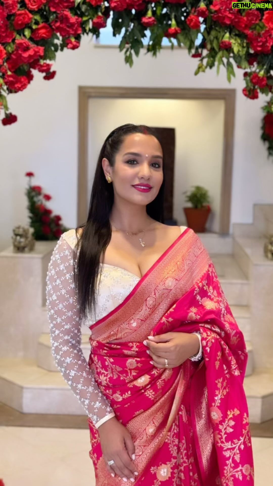 Priyanka Karki Instagram - What a beautiful beautiful day! Congratulations to our dearest @slay_by_surbs and @abhinavjungrana for your new beginnings 🥂 You made the most beautiful bride Survs 🧿🤍 The love, laughter and the beautiful memories we shared today will forever be priceless 🦋♥️ Happy heart ☺️ Blouse @kusum_the_boutique Ayanka necklace @kajalnaina_np