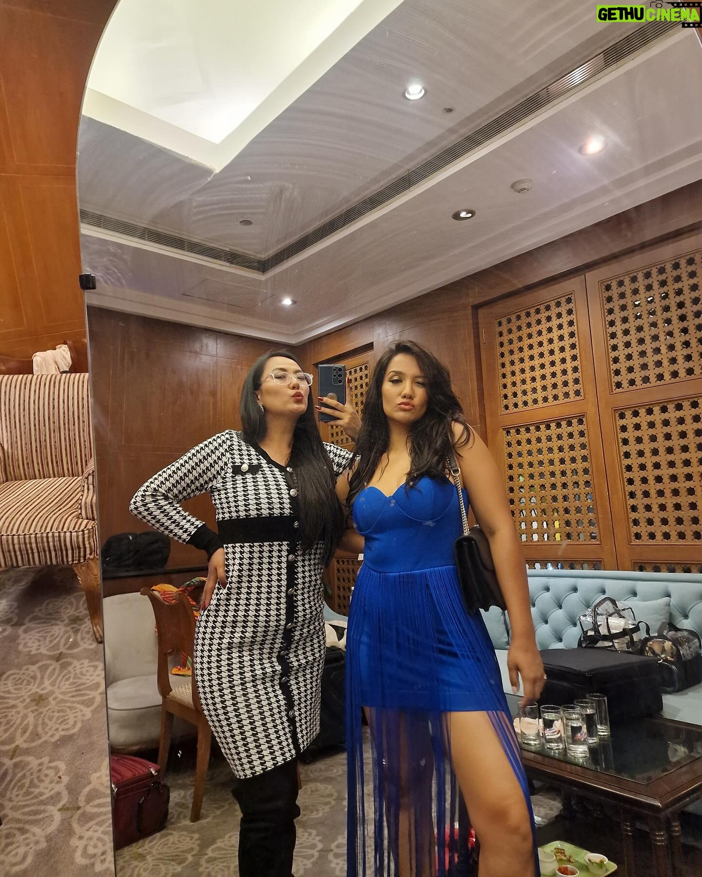 Priyanka Karki Instagram - RUSLAN’s 50th Anniversary 💙 What a fantastic night! Thank you for such a beautiful experience @ruslanvodka.np Performed on stage for the first time post-partum and it felt like I never left ☺️ Thank you @neonthelabelsofficial for my gorgeous outfit for the event. I sure did look like a Ruslan bottle 😉 Thank you @kusum_the_boutique for my performance outfits. I loved it 😘 My fab hair and make up team - @shradha_maskey and @ritu.chhantyal ♥️ My choreographer @gamvirbista and all my fabulous supporting dancers! You guys killed it 👍 And lastly, thank you to each and every one who danced along with me, enjoyed my performance, sent sweet messages, showering me with love, support and blessings ♥️ What a beautiful night 💫 Thank you universe 🖤