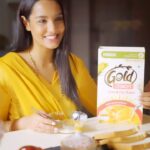 Priyanka Karki Instagram – Turn your usual mornings into Gold mornings, with Nestlé Gold Corn & Oat Flakes, here’s how I have found the perfect way to start my family’s mornings with a nutritious, wholesome and a tasty breakfast, which my family and especially my kids love.
So when are you making your mornings Gold?

#goldmornings #nestlebreakfastcereals #oats #corn g #breakfastmadeeasy