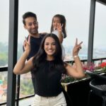 Priyanka Karki Instagram - Timi sanga yo jeewan bitaune chu ☺️♥️🥹 HAPPY NEW YEAR EVERYONE ♥️ New year Vlog out now 🦋