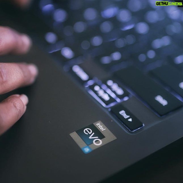Priyanka N. K. Instagram - Music makes everyday better, especially when it comes to embracing life altogether. As I celebrate my first love this #MusicDay, I am excited to share with you all that I am adding the Intel®️ Evo™️ powered Samsung Galaxy Book2 Pro as the latest instrument to my collection – here's hoping it can take my musical journey to a higher pitch and help me hit the perfect notes! Stay tuned! #12thGen #IntelEvo @intelindia @samsungindia In case you're looking to get one to help with your creative journey, head to @amazondotin 📸 @sanjaysooriya . . #worldmusicday #worldmusic #worldmusicday2022 #musicday #musiciansofinstagram #Collab