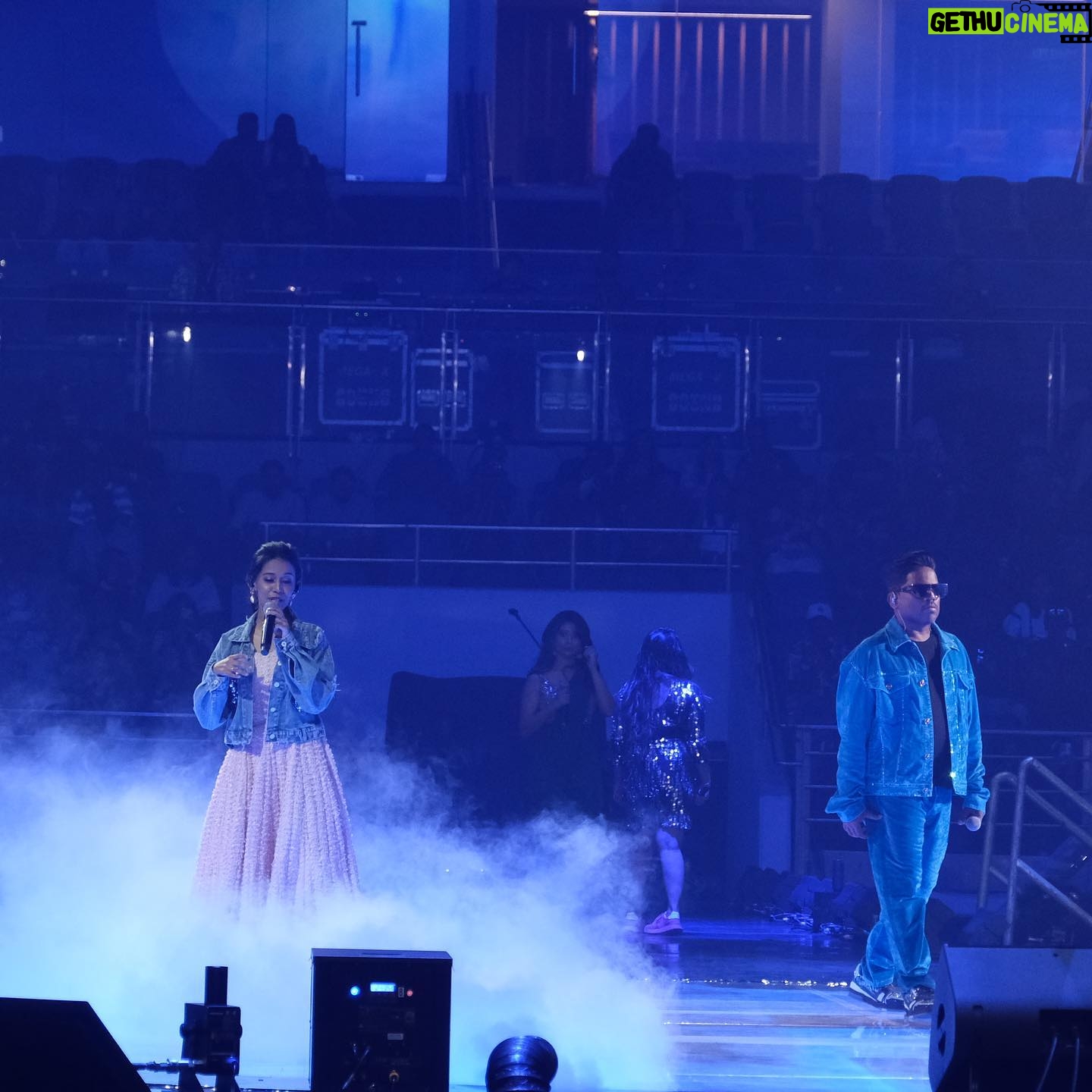 Priyanka N. K. Instagram - Whateyy show it was❤️ High on U1 live in the amazing Malaysia! Memories to be cherished😊 Thank you @itsyuvan sir! @dontrunawayasia.my @ramesharumugan19 @zafroonnizar @u1recordsoffl @mediamasonsevents @ravoofa.h.k @prathimacuppala