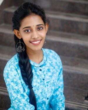 Priyanka N. K. Instagram - Everything is just a point of view..
.
. 
.
Beautiful shot by @arunprasath_photography 

#instagood #instamood #instagram #2021 #musician