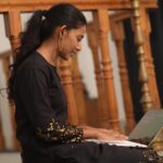 Priyanka N. K. Instagram - Looking back, 2022 was so productive with the help of my #IntelEvo powered Samsung Galaxy Book 2 pro. As the new year sets in, my resolution is to reach new multitasking heights, with the perfect partner by my side! What's yours? Happy New Year. #12thGen #AD @intelindia @samsungindia