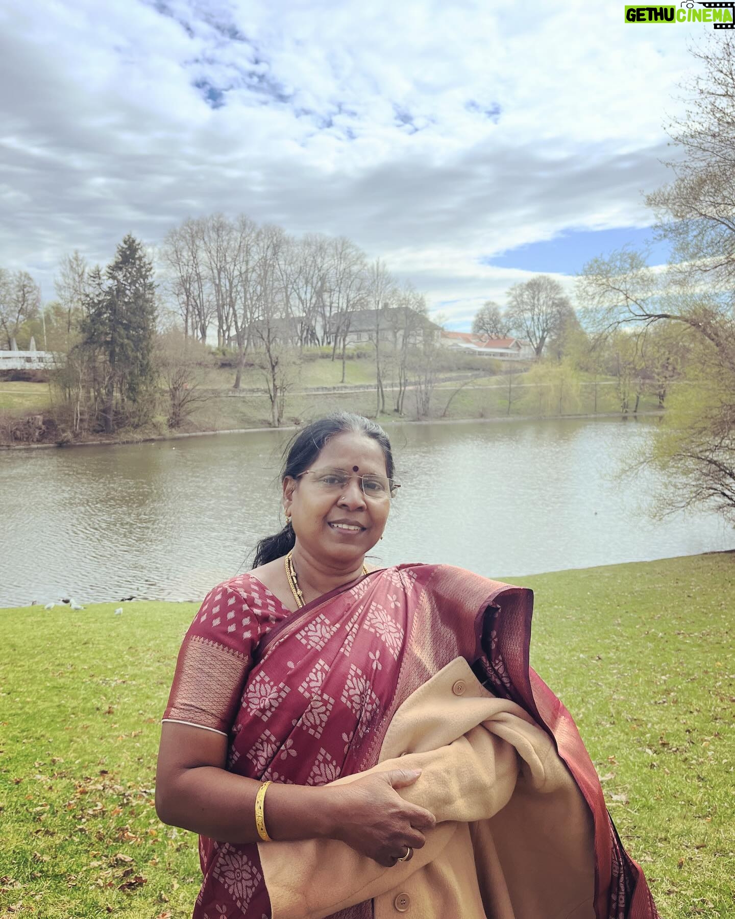 Priyanka N. K. Instagram - Norway is the first ever country that I traveled to in my life which was 20 years ago and it feels so nostalgic every time I visit 🇳🇴 ❤️