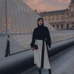 Puff Kuo Instagram - 🤍🩶🩵 Beautiful night in Paris. . . . #LVFW24 #louisvuitton @louisvuitton @nicolasghesquiere #nicolasghesquiere