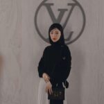 Puff Kuo Instagram - 🤍🩶🩵 Beautiful night in Paris. . . . #LVFW24 #louisvuitton @louisvuitton @nicolasghesquiere #nicolasghesquiere