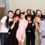 Puff Kuo Instagram - 年前大收工✨ 可以來好好整理 除舊佈新了😌 連六天的拍廣告拍平面 都順利結束了🫶🏻🥹 期待成品出來～♥️ 接下來放假囉😆 . . . #朋友們六月再見啦😎
