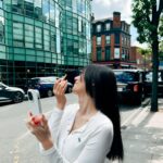 Puff Kuo Instagram – 🫣鏡子🪞自己找💄💋

夏日蜜桃唇🍑

🤣
.
.
.

 #guerlain #kisskiss