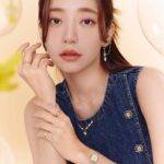 Puff Kuo Instagram - ✨ agete溫柔細緻的工藝 無論是單獨搭配或層次的疊搭 都能隨性自由的展現自己喜歡的風格 @agete_taiwan @tun_grp #agetetw #tungrp
