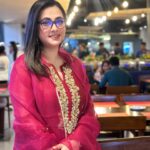 Purnima Instagram – Does this color look good on me? 😎🤓😜