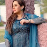 Purnima Instagram – A grateful heart is a magnet for miracles 💙
.
.
.
.
.
.
#happyfriday #therealpurnima #purnima #lifeisbeautiful 💙