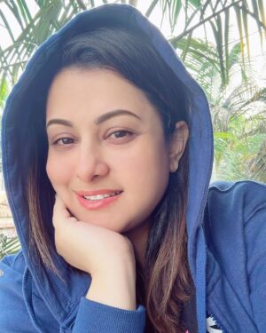 Purnima Instagram - Good morning ☀️

#purnima #therealpurnima #winter2023 
#wintervibes #wintermorning ☀️