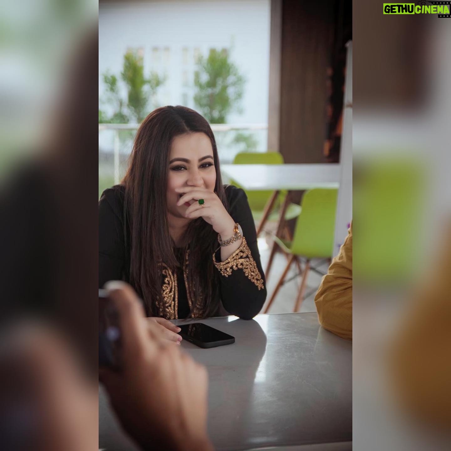 Purnima - 62.4K Likes - #candid #smile 😄
#attire 👉🏼 @the__rahmans
.
.
.
.
.
PC 👉🏼 @tariqul.shuvo 📸