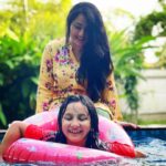 Purnima Instagram – 👩🏻‍❤️‍👩🏻 

#swipeleft⬅️⬅️⬅️
