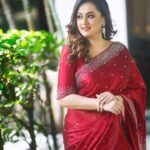 Purnima Instagram – ♥️

Attire – @kiara_by_preeti_modi 

Pc 📸 @riazahmmed