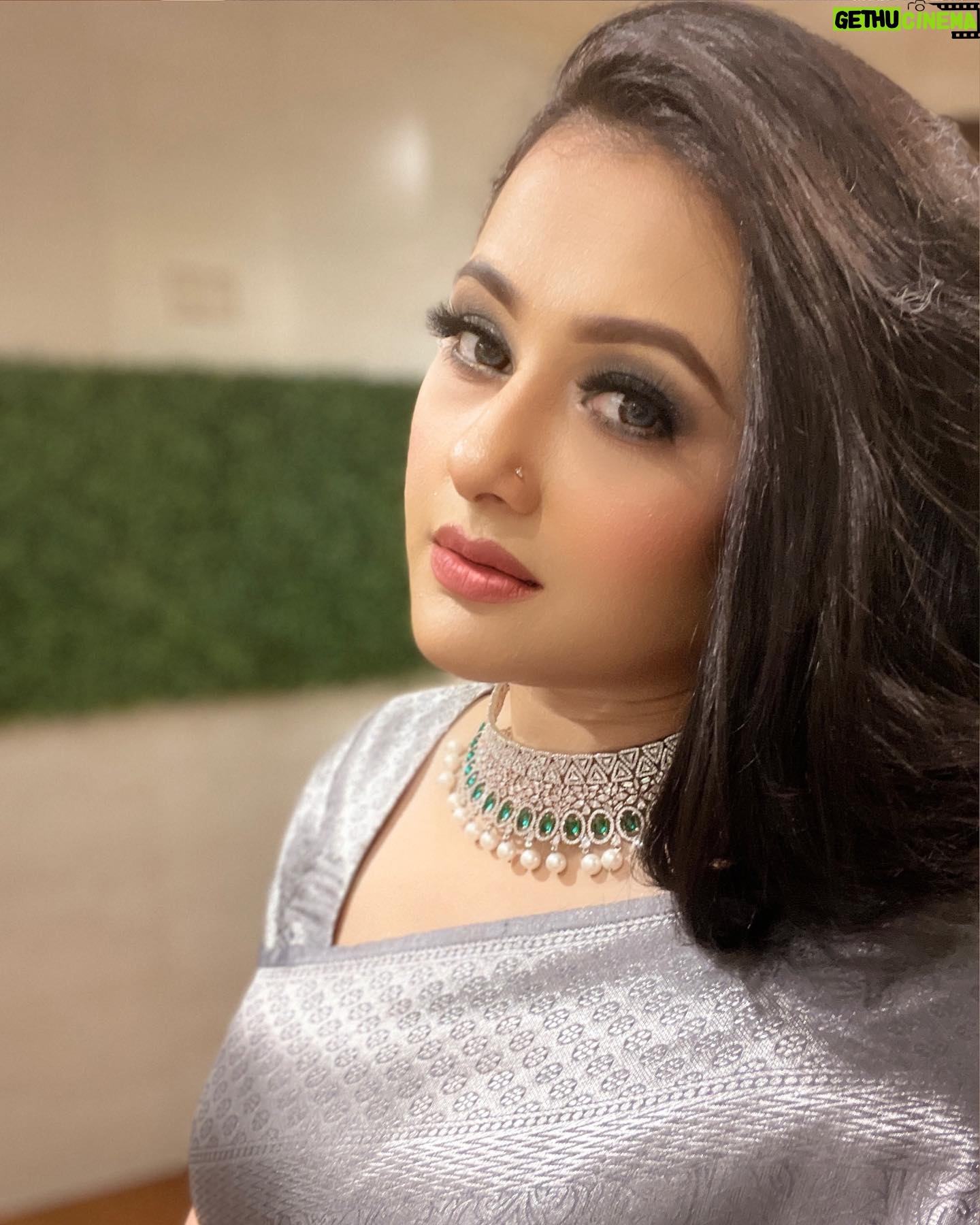 Purnima - 65K Likes - Life is unpredictable ..be grateful for every moment •••