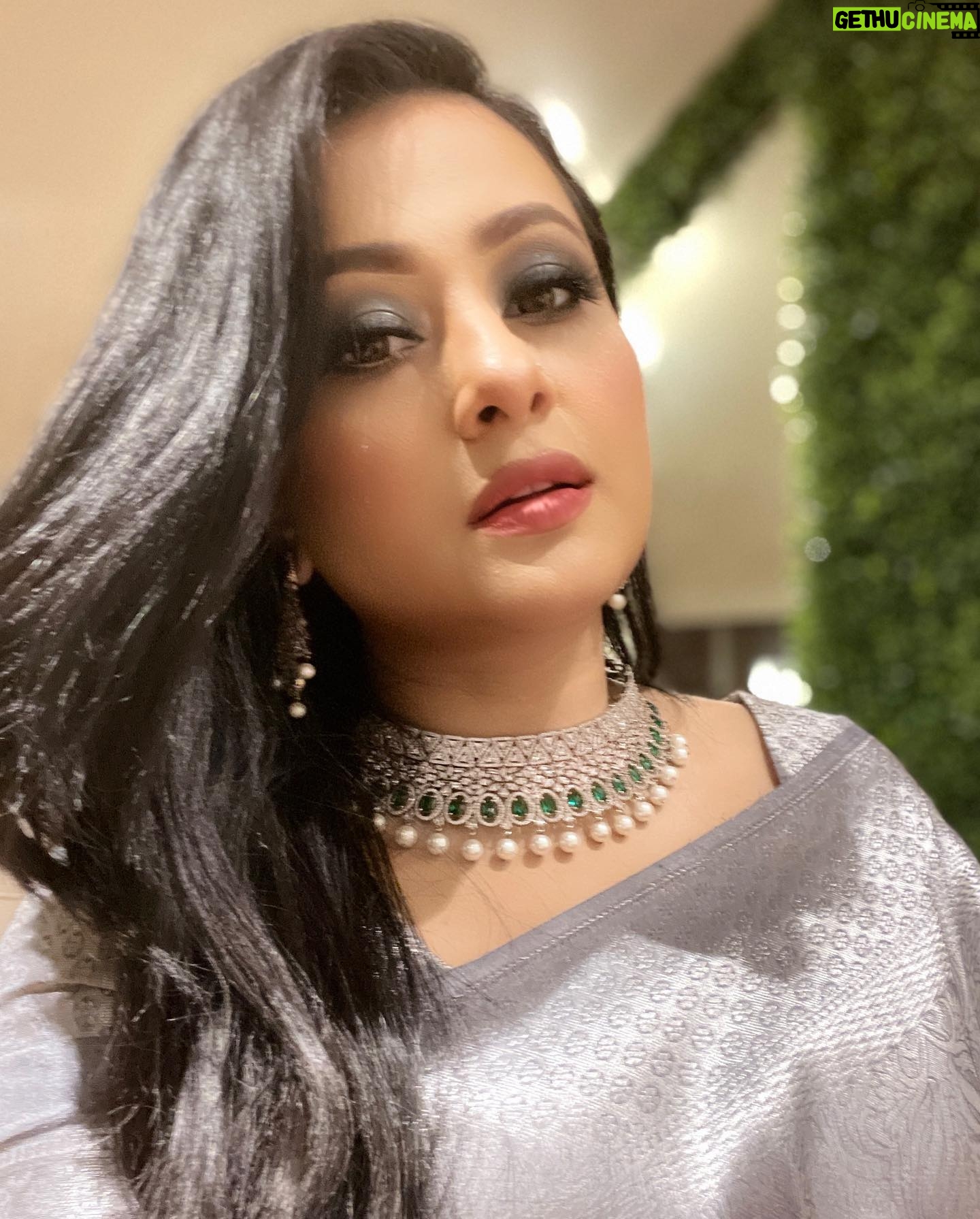 Purnima - 65K Likes - Life is unpredictable ..be grateful for every moment •••