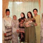 Puteri Aishah Instagram - Cannot go out so ambik gambar dlm rumah je lah. Selamat Hari Raya Aidilfitri guys 🌙✨
