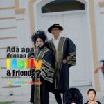 Puteri Aishah Instagram - Lets Dance Together! Kita bakal bergraduasi 1 Jun kelak di Axiata Arena untuk Ada Apa Dengan Melly & Friends! Kita Bertemu Kembali, jangan Bimbang dan kekalkan Butterfly dalam diri anda untuk konsert ini kelak. Jangan lupa berbusana seragam sekolah untuk Cinta kita bersama. Apa artinya Cinta kalau kalian tidak menepati tema yang diberikan. Ku Bahagia bertemu kalian dengan tema yang tepat, di waktu yang tepat & lokasi pilihan yang tepat. Kalian Bintang Di Hati! “Ada Apa Dengan Melly..& Friends ?” 1hb June 2024 (Sabtu) Axiata Arena, Kuala Lumpur 20.30pm Hotline: 012-653 0700 (whatsapp) Dan anda juga boleh SCAN BARCODE yang diberikan untuk lebih memudahkan pembelian tiket. Jadi.., Anda suka di kategori subjek yang mana? TIKET MULAI DI JUAL PADA 1hb MAC 2024 (JUMAAT), jam 11:00am di https://www.ticket2u.com.my/AADMellyFriends 🟡GOOD NEWS! 🐯 *Maybank Debit Card holder enjoy 10% *Maybank Credit Card holder enjoy 12% SEJARAH (level 4) Harga: RM 228 SAINS (level 3) Harga: RM 328 SASTERA (level 3) Harga: RM 428 MATEMATIK (level 3) Harga: RM 588 PENDIDIKAN JASMANI (Arena) - Standing Harga: RM 288 Y E A H H H! K I T A G R A D U A S I 🎓 🩷❤️🧡💛💚🩵💙💜🖤🩶🤍🤎 #adaapadenganmellyfriends #malamgraduasi #MellyGoeslaw #AntoHoed #ICONentertainment @melly_goeslaw @antohhoed
