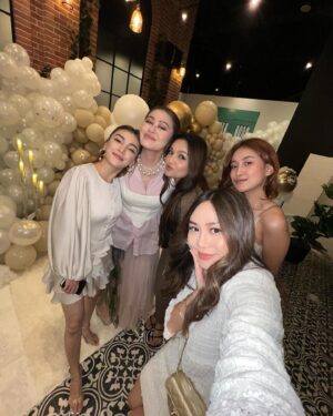 Puteri Aishah Instagram - happy birthday star, @daiyantrisha ✨