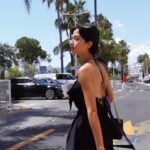 Putri Marino Instagram - Seneng banget di Cannes😭 Bisa lah sempet jalan jalan bentar 😌 terus waktu balik hotel dan masuk kamar dapet surprise dari @lorealparis 🧡 Untuk menghadapi mata panda gara-gara jet lag hadiah Glycolic Bright Bark Circle Eye Serum jadi kuncian aku selama di Cannes #lorealpariscannesid #walkyourworth #Rollawaypandaeye